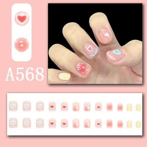 Luxe Fake Nails - Elegance with Chic Patterns Soloist