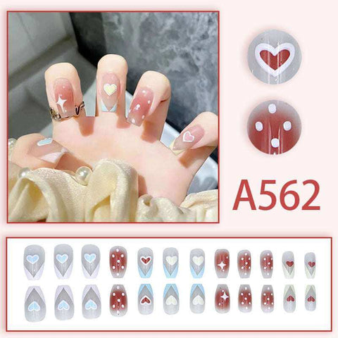 Luxe Fake Nails - Elegance with Chic Patterns Soloist