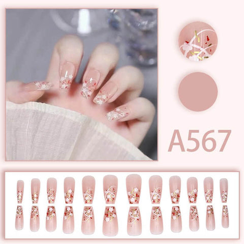 Luxe Fake Nails - Elegance with Chic Patterns Soloist