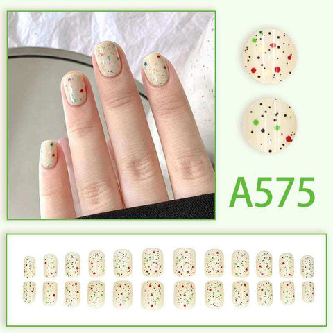 Luxe Fake Nails - Elegance with Chic Patterns Soloist